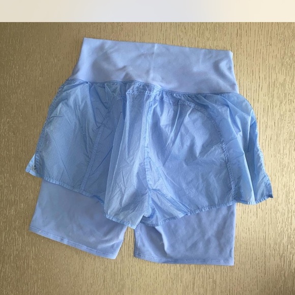 ALO Yoga Sky Blue Activewear Set - Picture 7 of 7